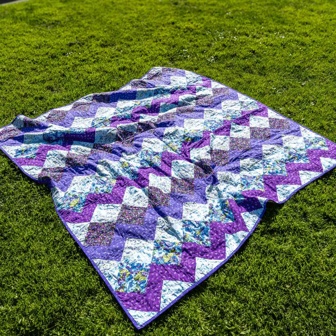 Zig Zag Purple No Cutting Quilt Kit