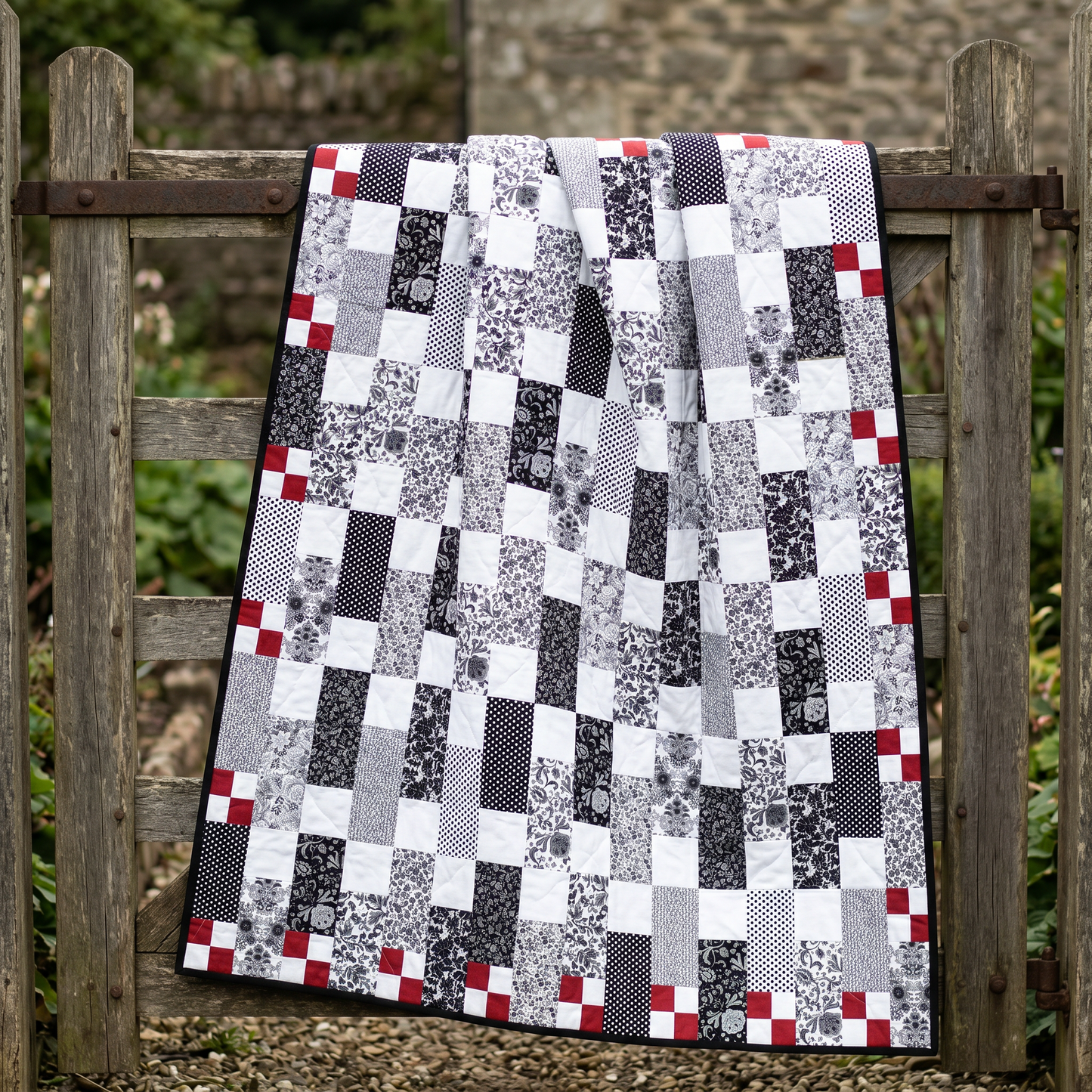 Bits and Pieces No Cutting Quilt Kit
